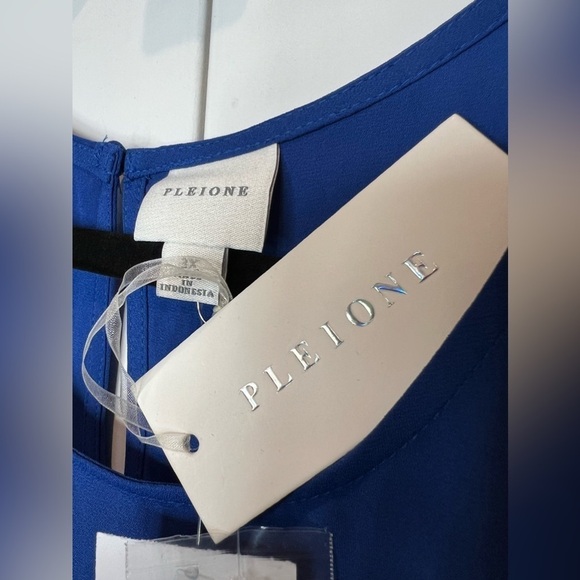 120. NWT Pleione Self-tie Wrap Front Blouse In Blue 3X - Picture 2 of 5